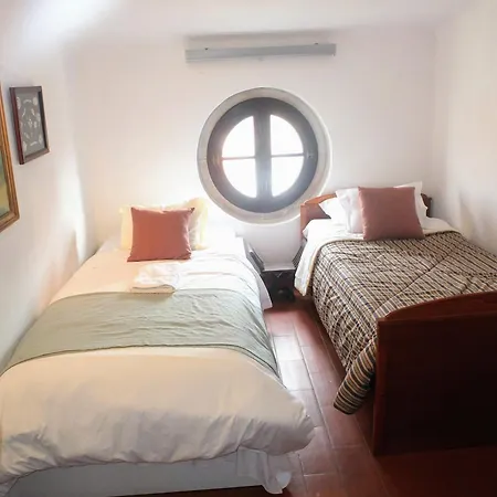 Casa Tipica Portuguesa Castelo & Mar Setúbal
