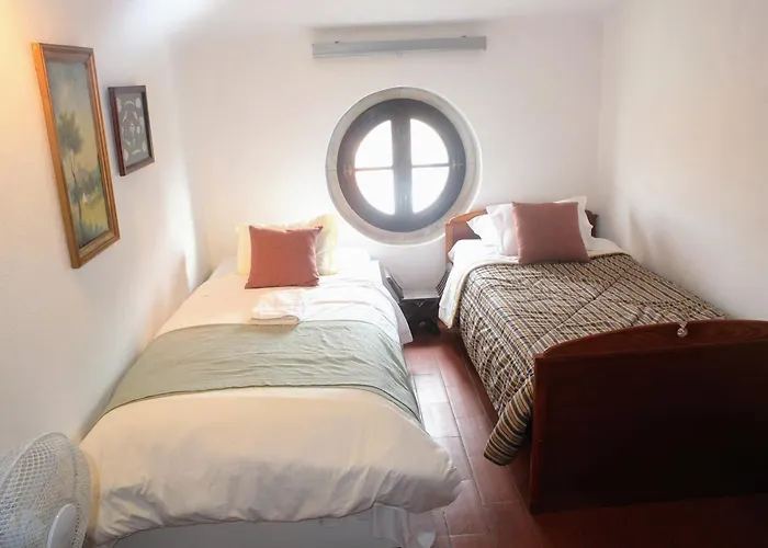 Casa Tipica Portuguesa Castelo & Mar Setúbal