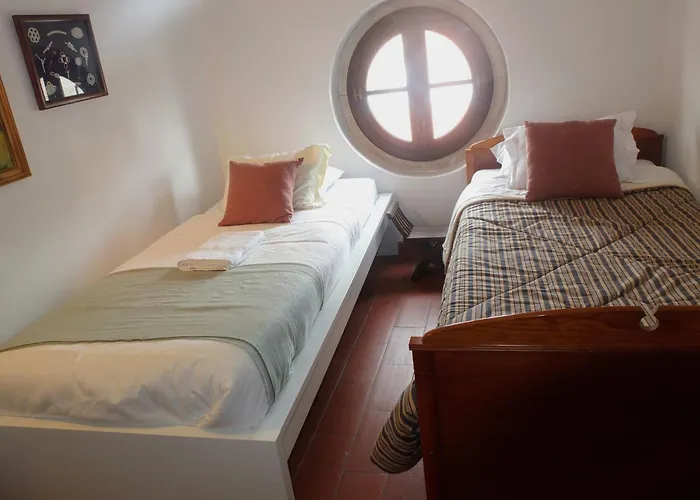 Casa Tipica Portuguesa Castelo & Mar Tatil Evi *