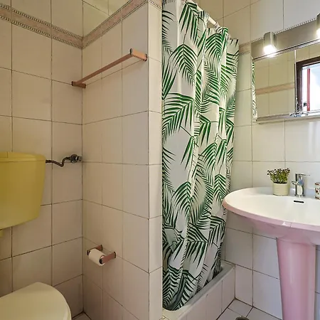 Refugio, Casa Tipica Portuguesa セトゥーバル