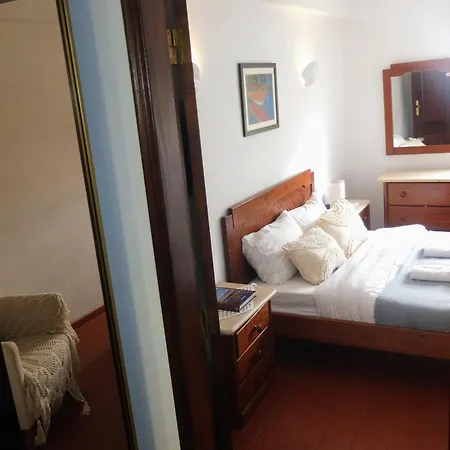 Refúgio, Casa Típica Portuguesa *